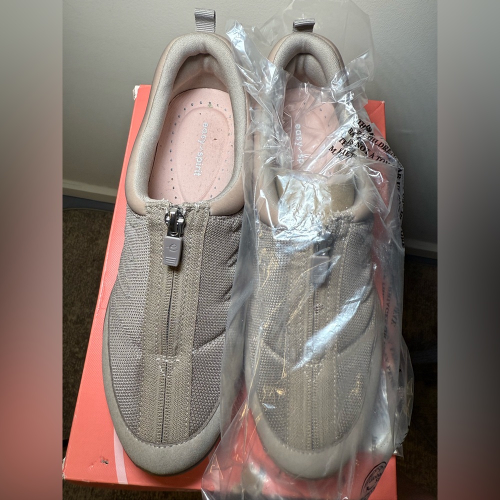 👟 Easy Spirit BeStrong2 Slip-On Walking Shoes - Taupe (10W)